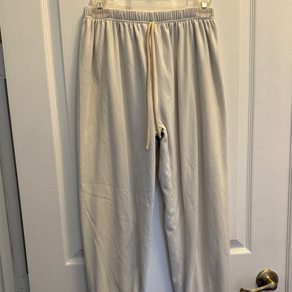 Women’s Cream Drawstring Lounge Pants with Ribbed Cuffs